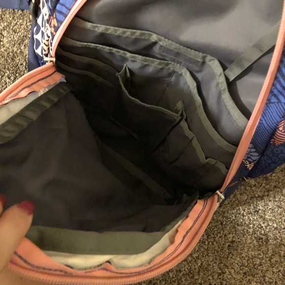 North Face Backpack - Picture 3 of 4